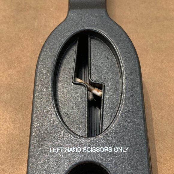 Kitchen Gadget - Vintage 3 in 1 Jokari knife & scissor sharpener, left handed - Picture 7 of 11